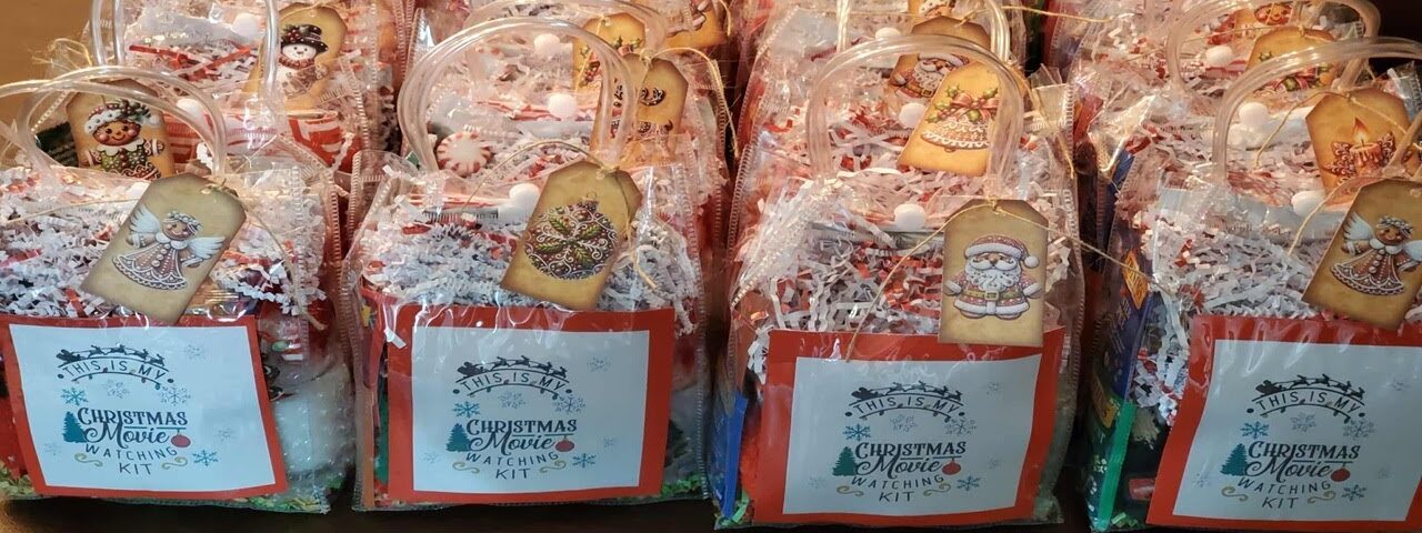 Frugal Christmas Gift Idea! ?Trending Craft Idea 2025 ? DIY Cozy Movie Watching Kits! ?Under 